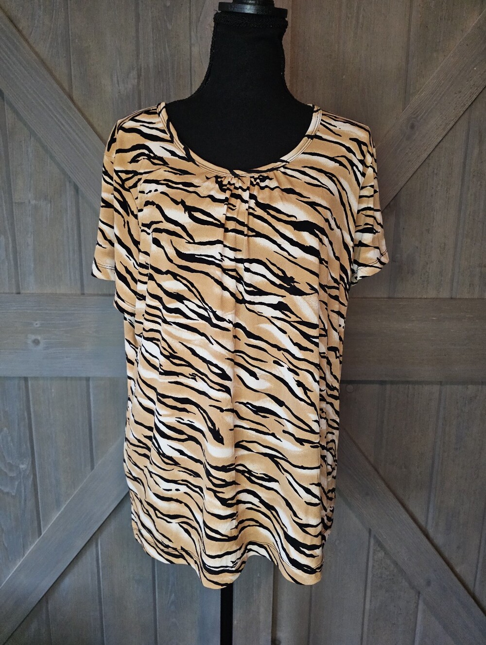 Covington Tiger Print Blouse sz XL
